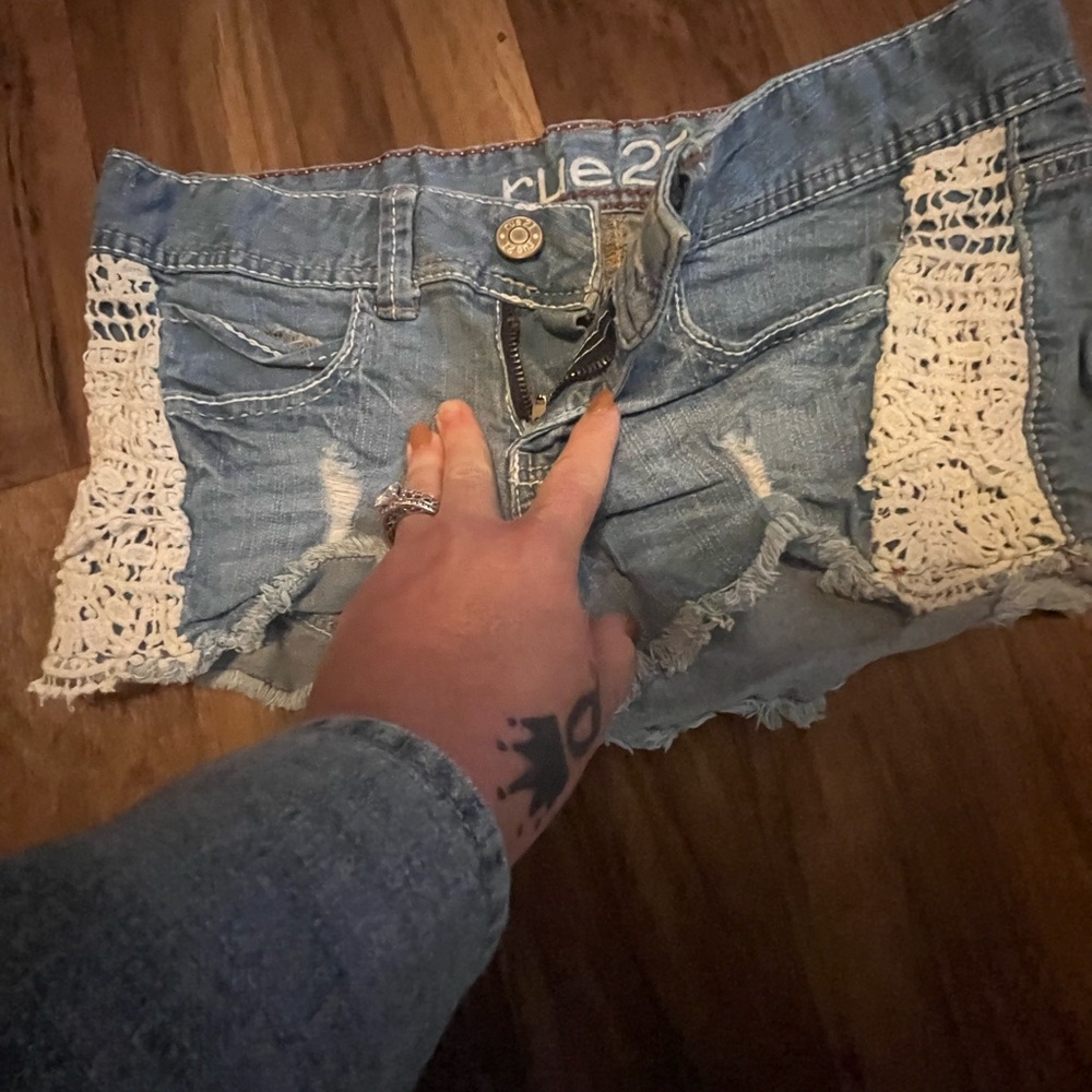 Rue 21 Jean shorts - Picture 3 of 3